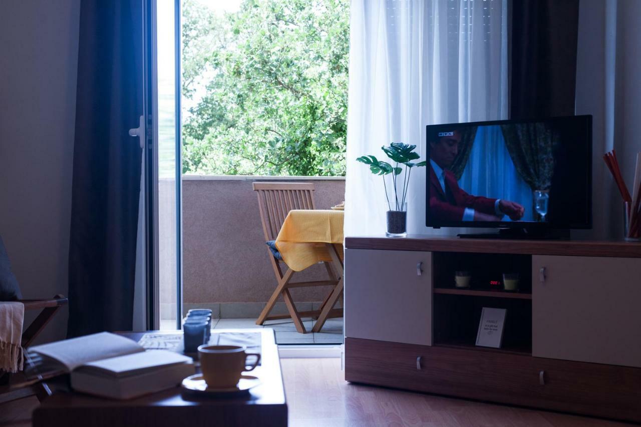 Apartment Helga Ližnjan Eksteriør bilde