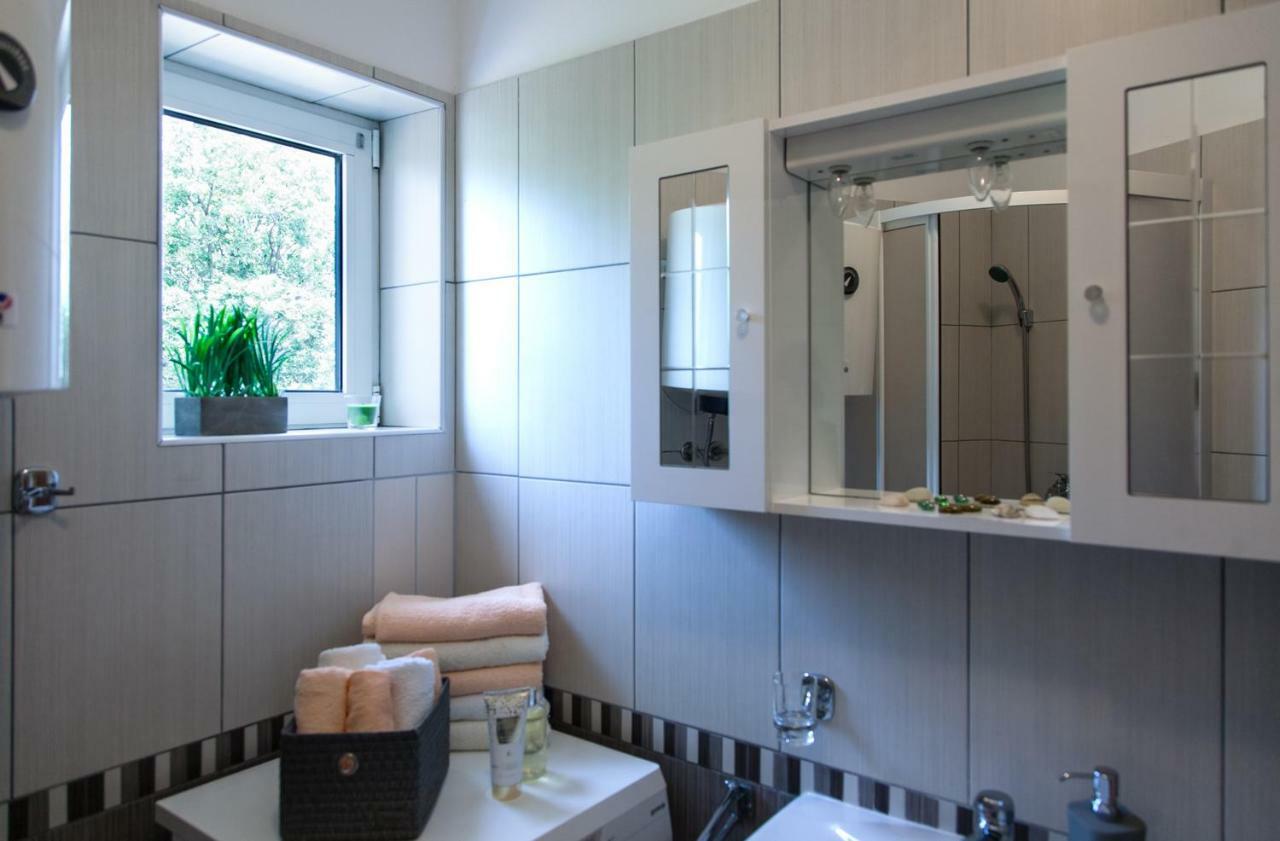 Apartment Helga Ližnjan Eksteriør bilde